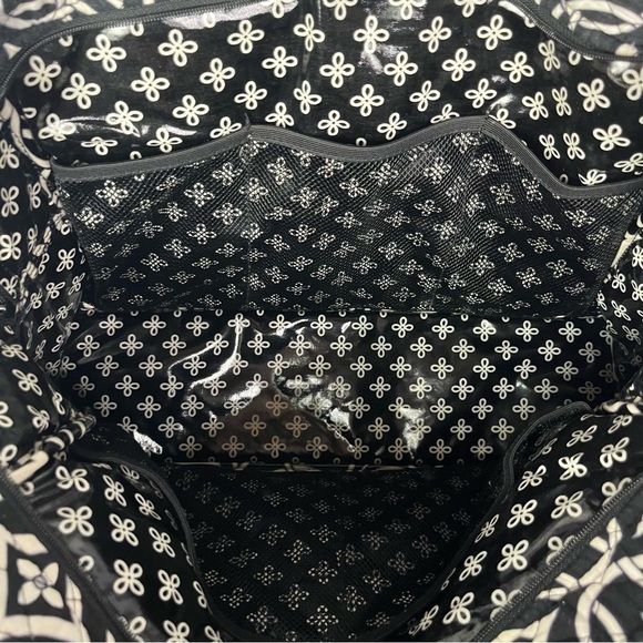 Vera Bradley Black & White Concerto Stroll Around Diaper Bag - Picture 11 of 11